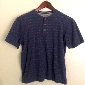 Men’s Woven Henley Shirt